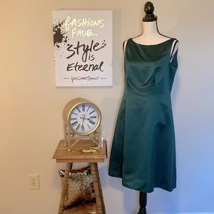 Elegant David’s Bridal satiny green dress, 12